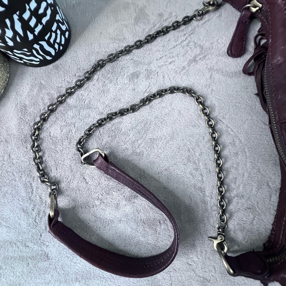 fringed Brown leather, cross body purse. - Picture 6 of 14